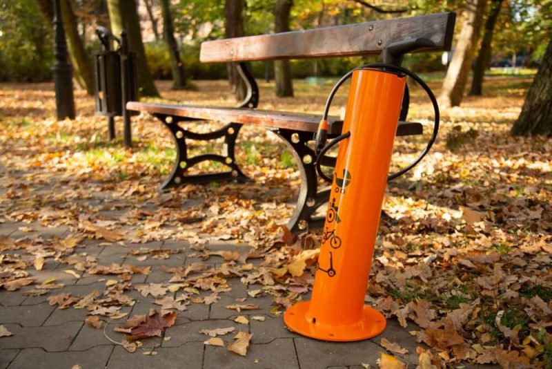 BM2024 Wolnostojąca stacjonarna pompka rowerowa - obrazek 4
